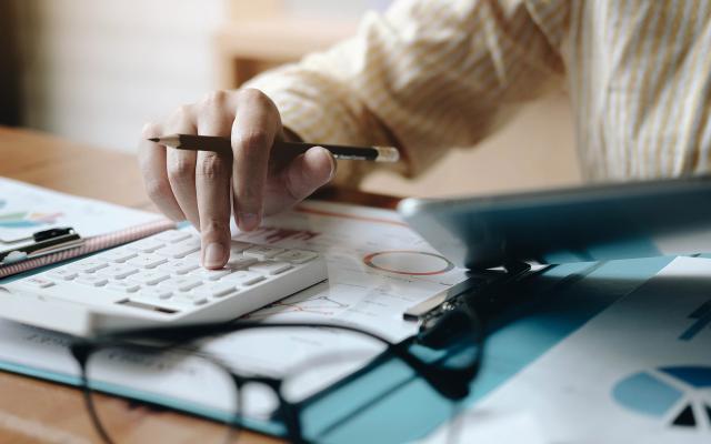 
            <div>Key Features</div>
      